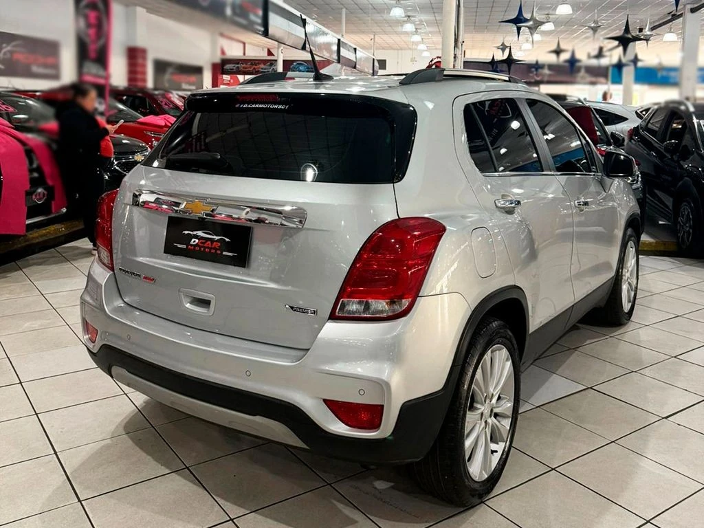 CHEVROLET TRACKER