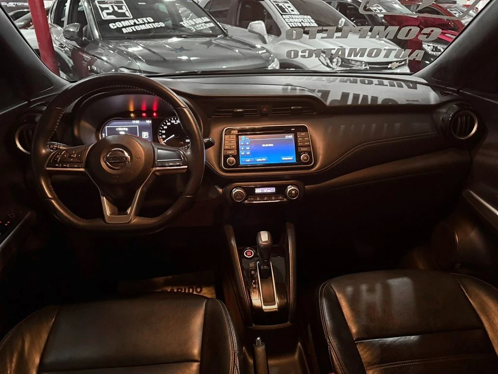 NISSAN KICKS