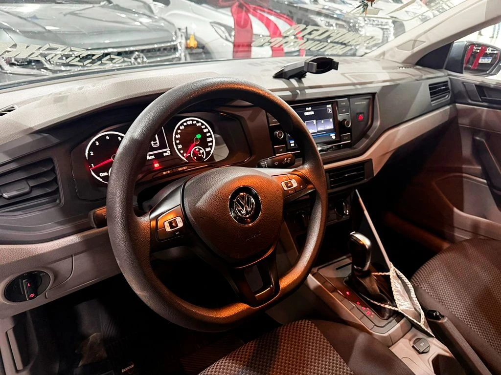 VOLKSWAGEN VIRTUS