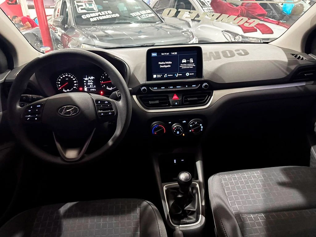 HYUNDAI HB20S