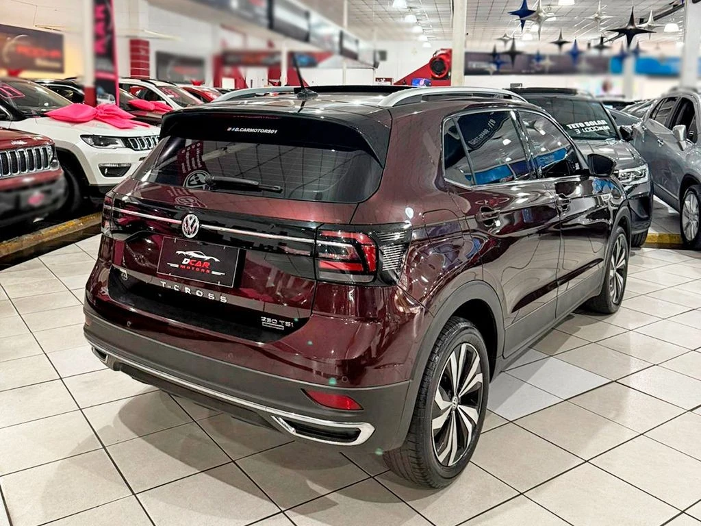 VOLKSWAGEN T-CROSS