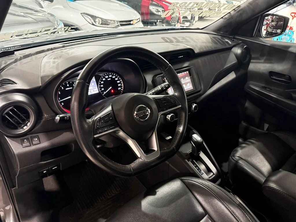 NISSAN KICKS