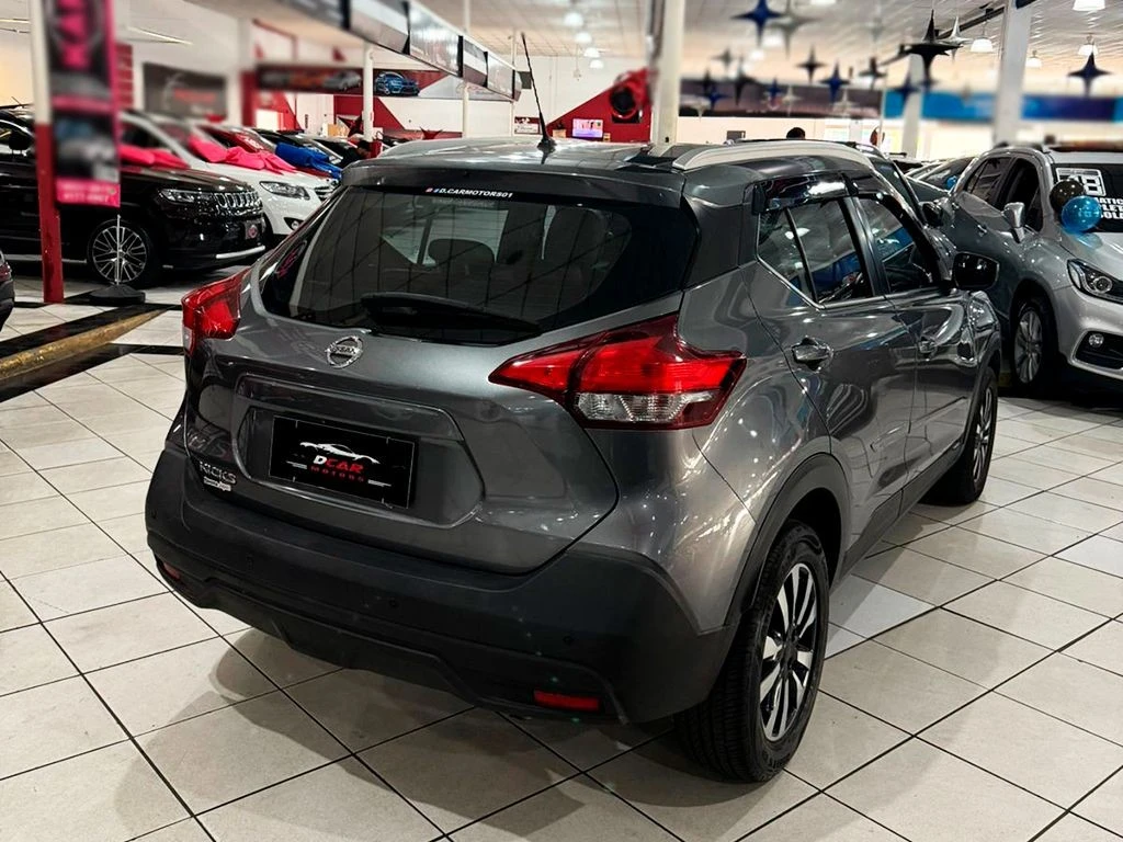 NISSAN KICKS