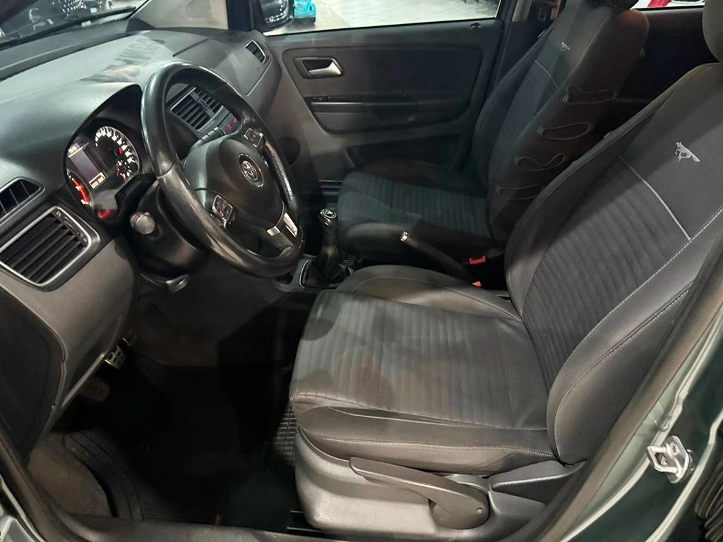 VOLKSWAGEN CROSSFOX