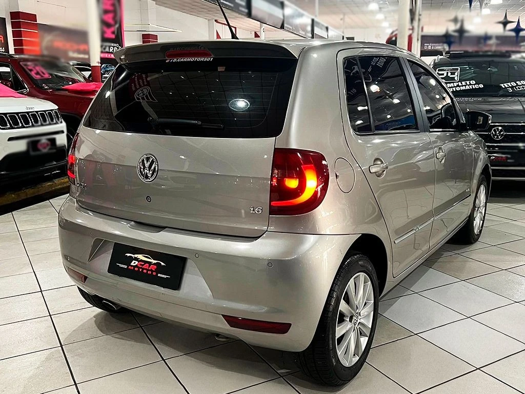 VOLKSWAGEN FOX