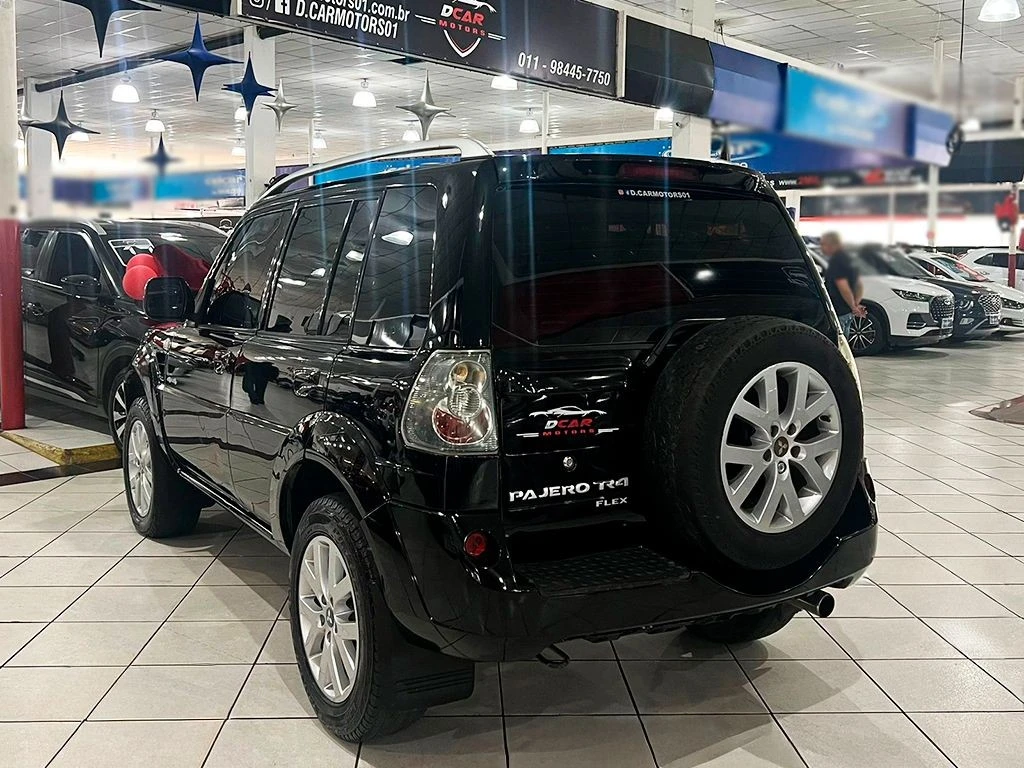MITSUBISHI PAJERO TR4