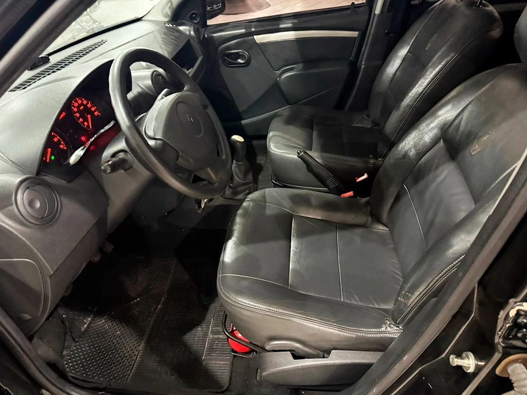 RENAULT LOGAN