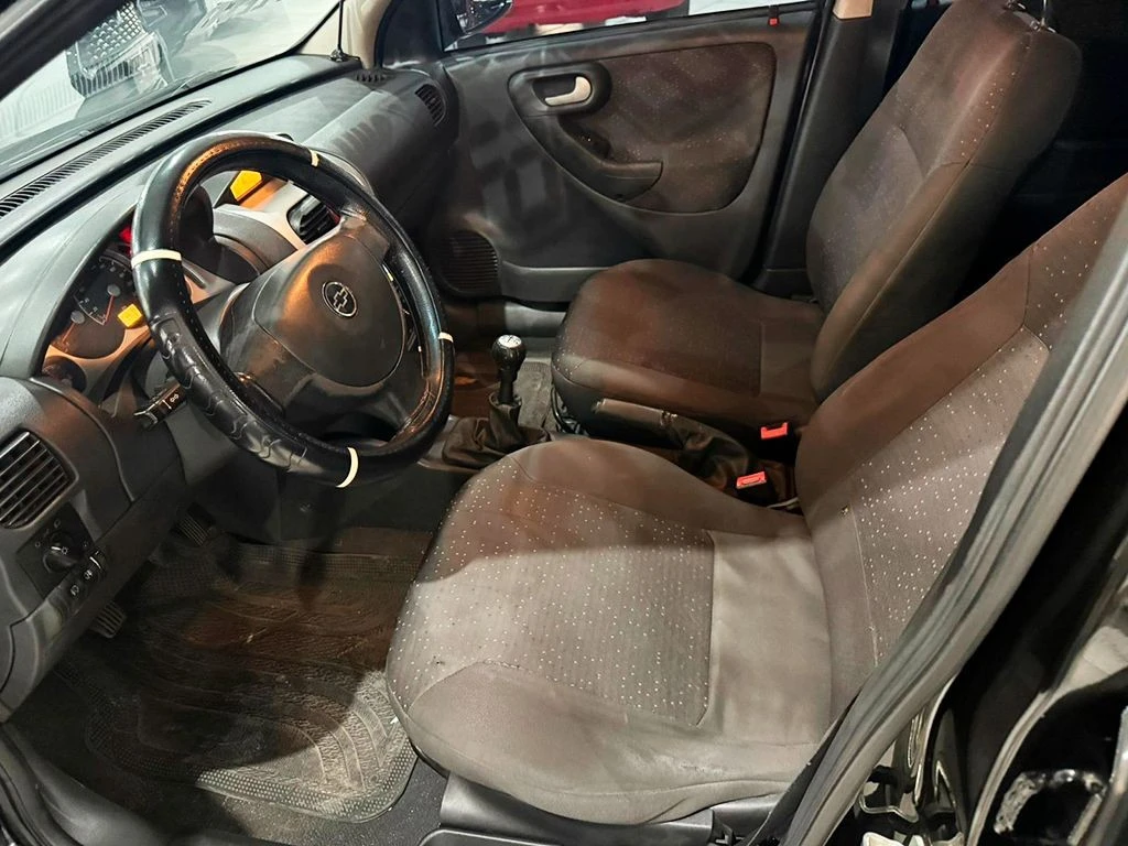 CHEVROLET CORSA