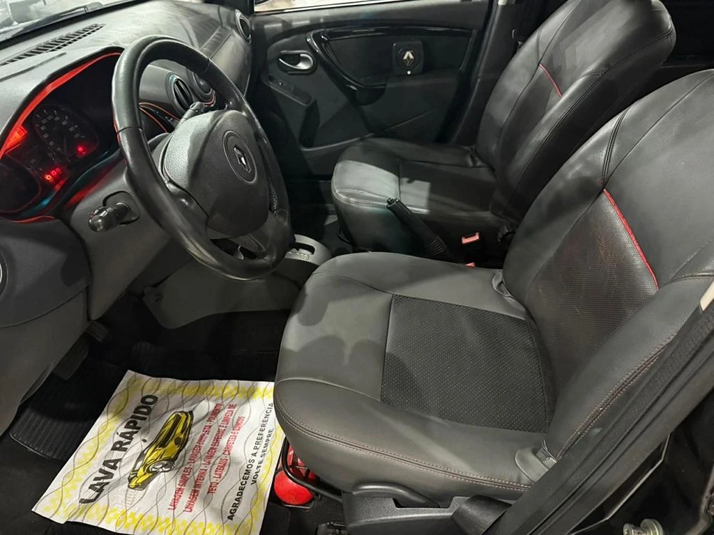 RENAULT SANDERO