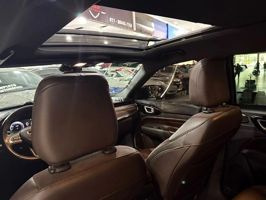 JEEP COMMANDER