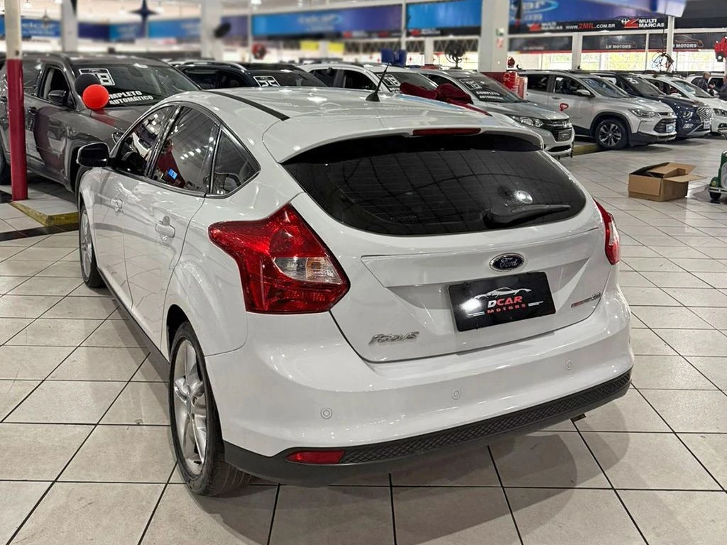 FORD FOCUS