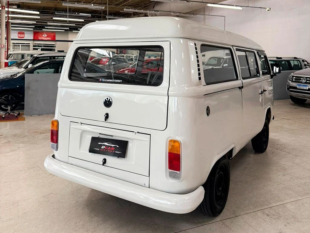 VOLKSWAGEN KOMBI