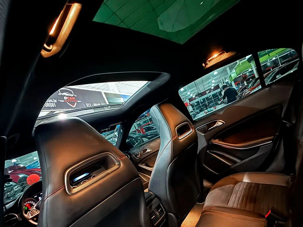 MERCEDES-BENZ GLA 250