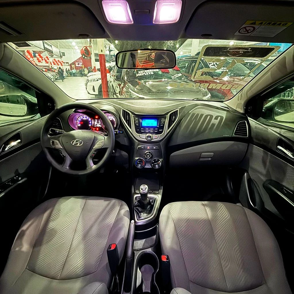 HYUNDAI HB20S