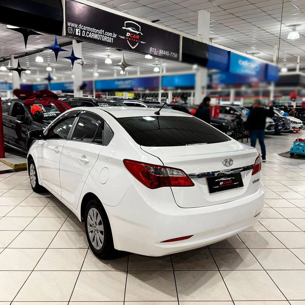 HYUNDAI HB20S