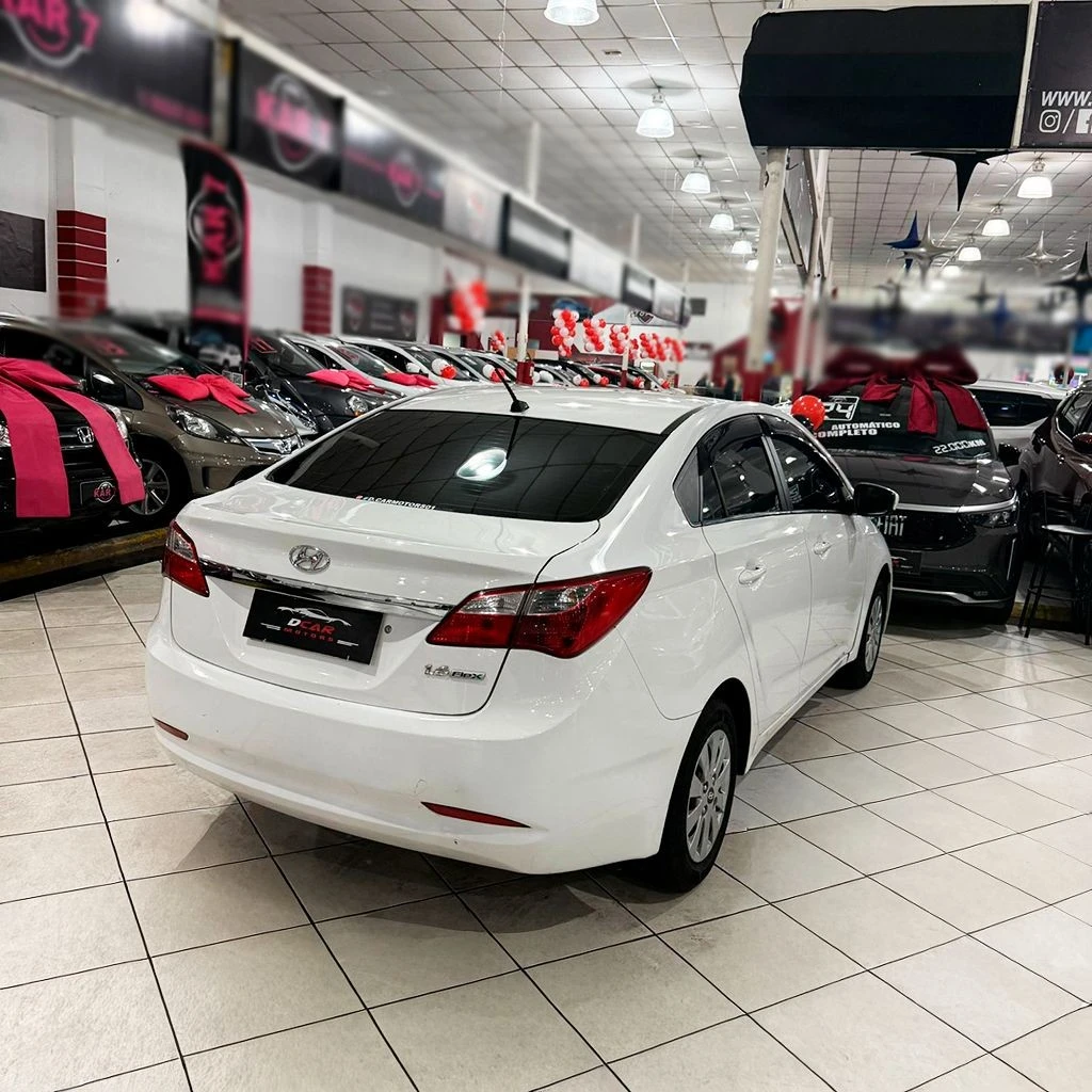 HYUNDAI HB20S