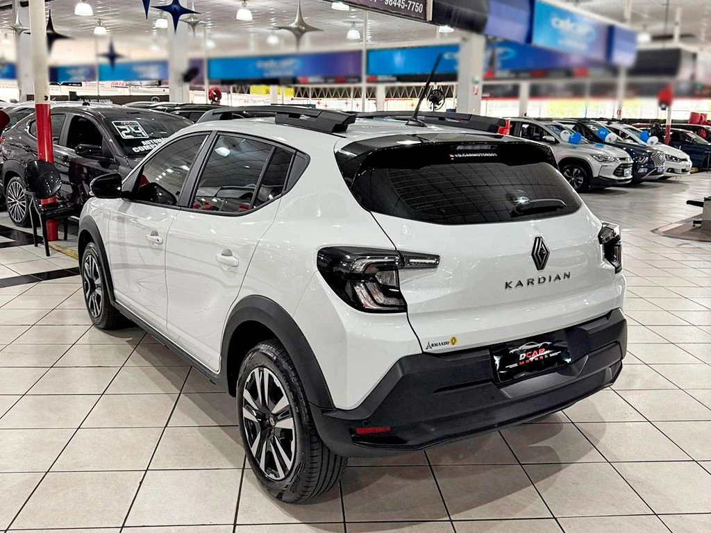 RENAULT JUVAQUATRE