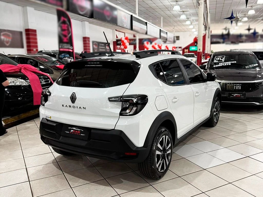 RENAULT JUVAQUATRE