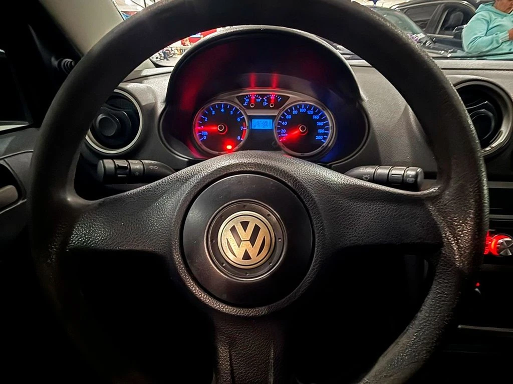 VOLKSWAGEN GOL