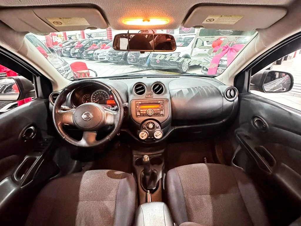 NISSAN VERSA