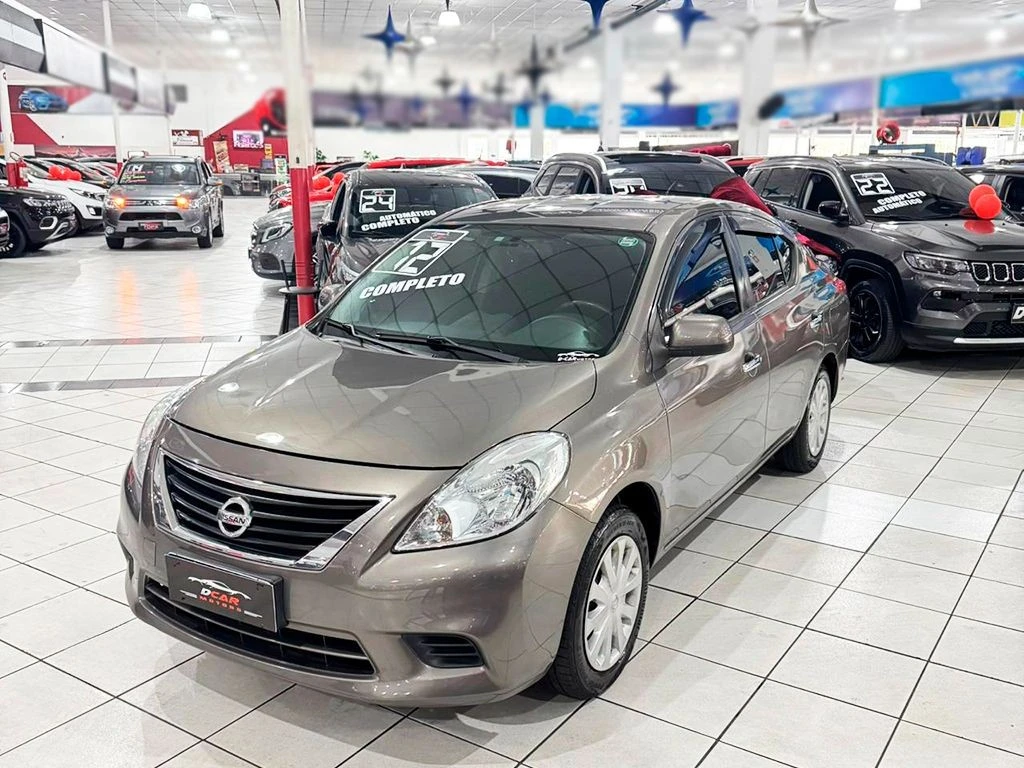 NISSAN VERSA