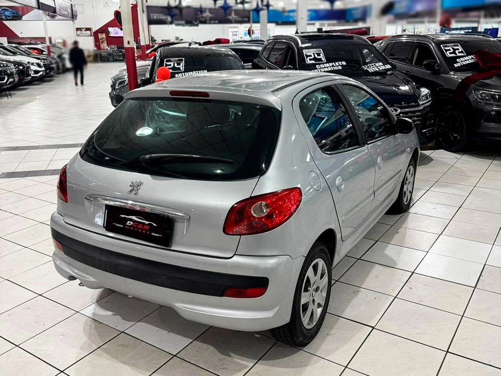 PEUGEOT 207