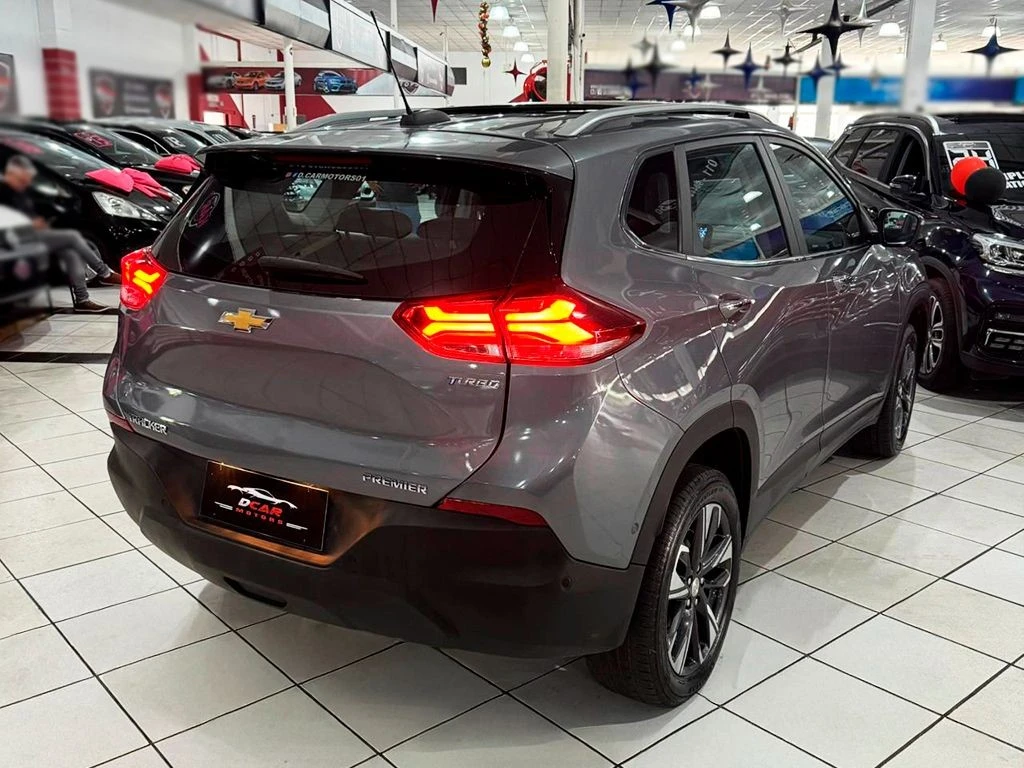 CHEVROLET TRACKER