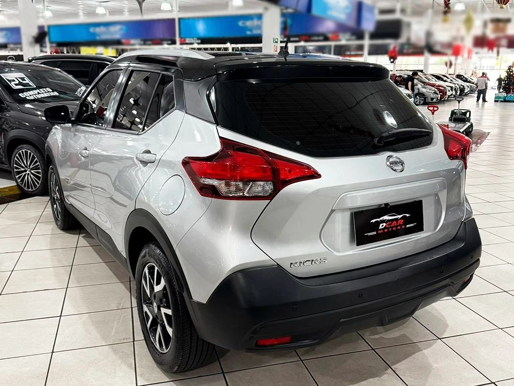 NISSAN KICKS
