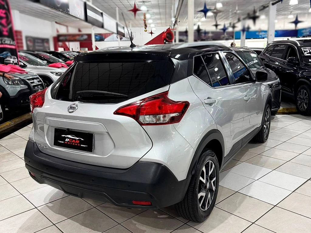 NISSAN KICKS