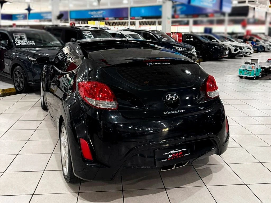 HYUNDAI VELOSTER