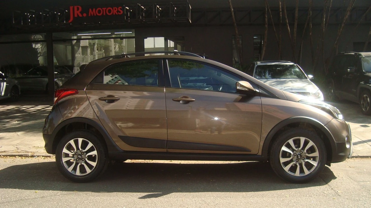 HYUNDAI HB20X