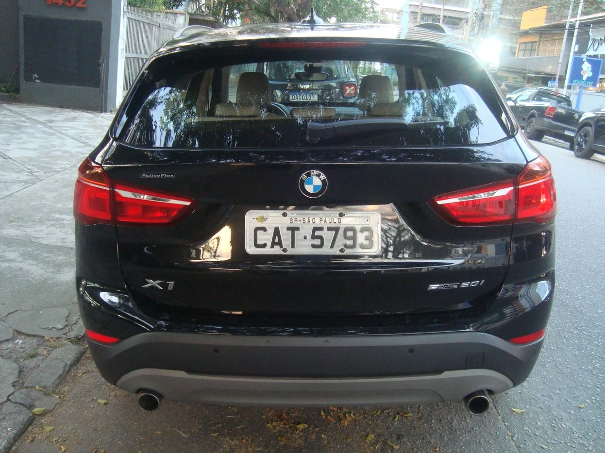 BMW X1