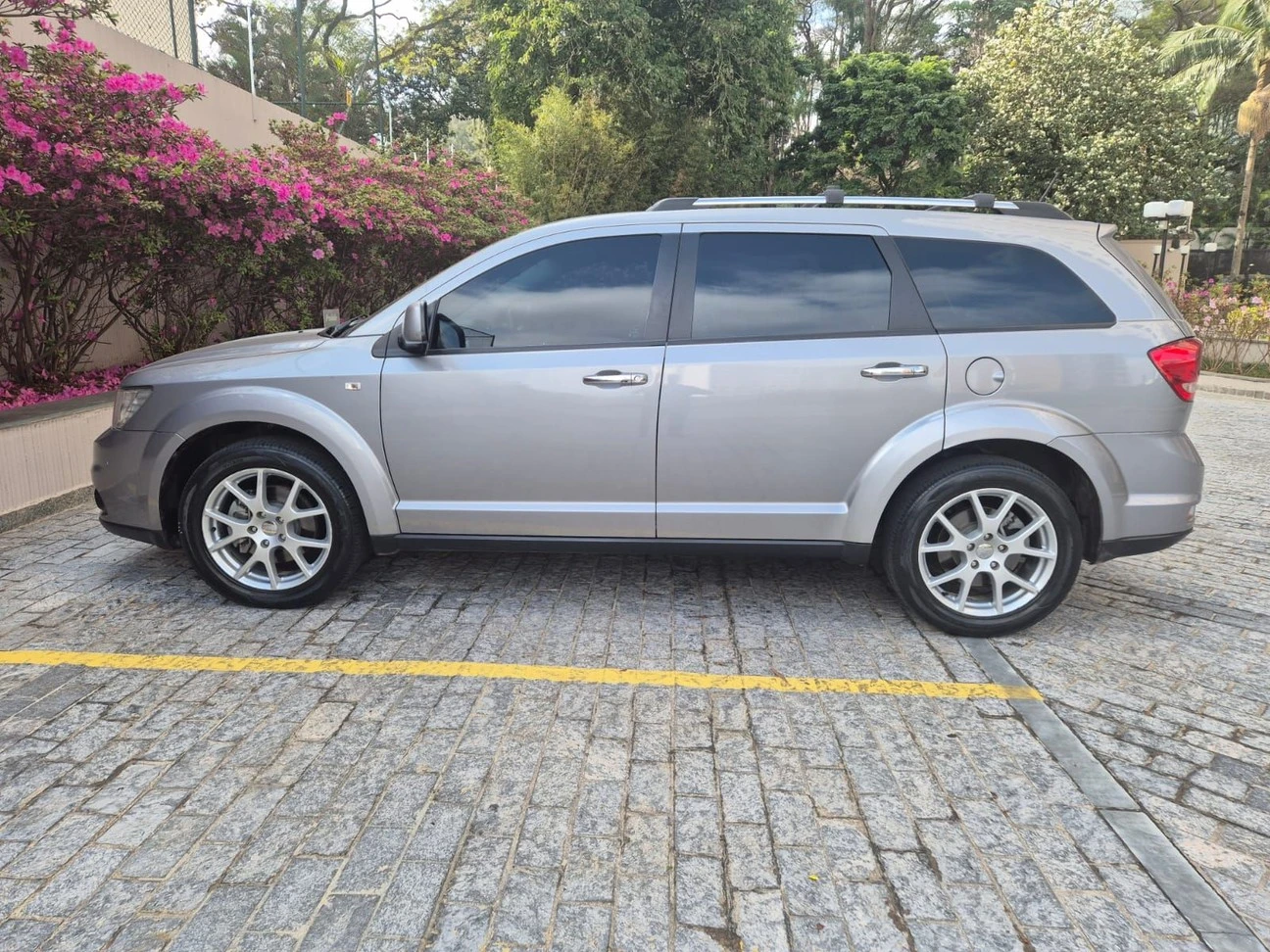 DODGE JOURNEY