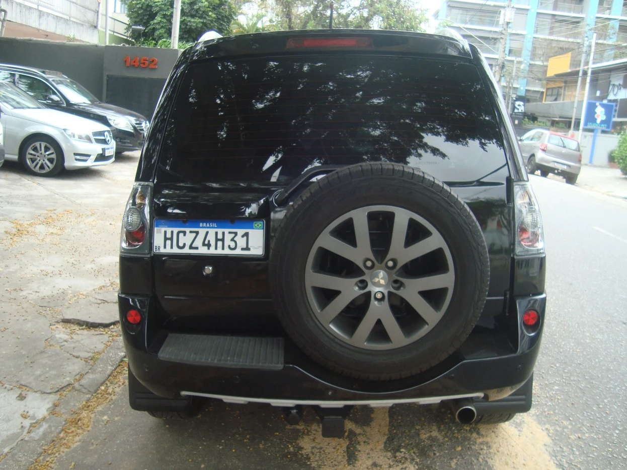 MITSUBISHI PAJERO TR4