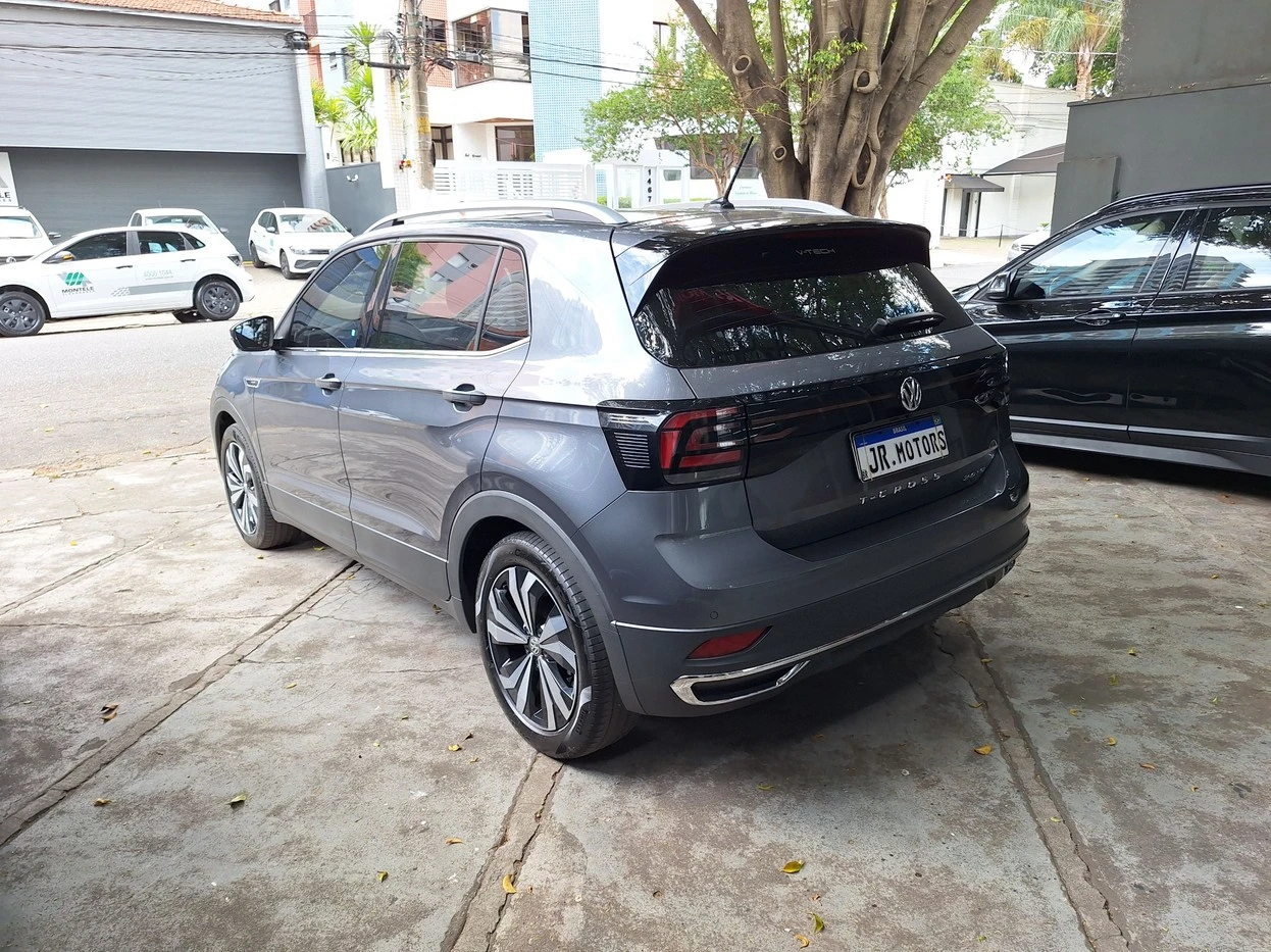 VOLKSWAGEN T-CROSS