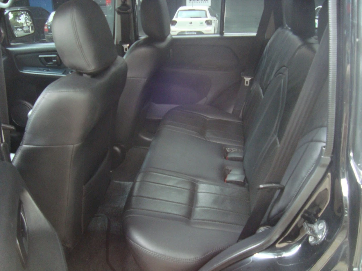 MITSUBISHI PAJERO TR4