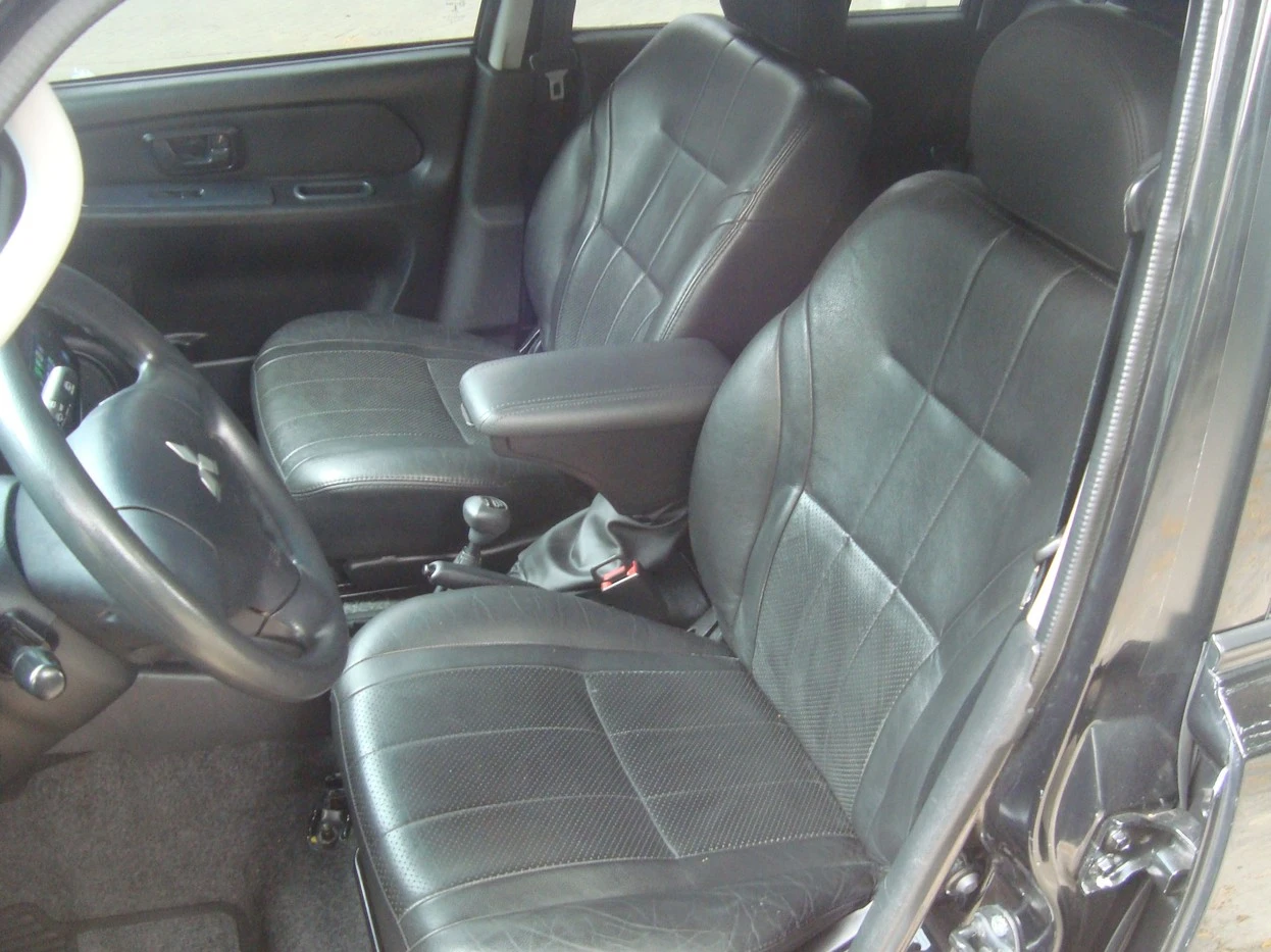 MITSUBISHI PAJERO TR4