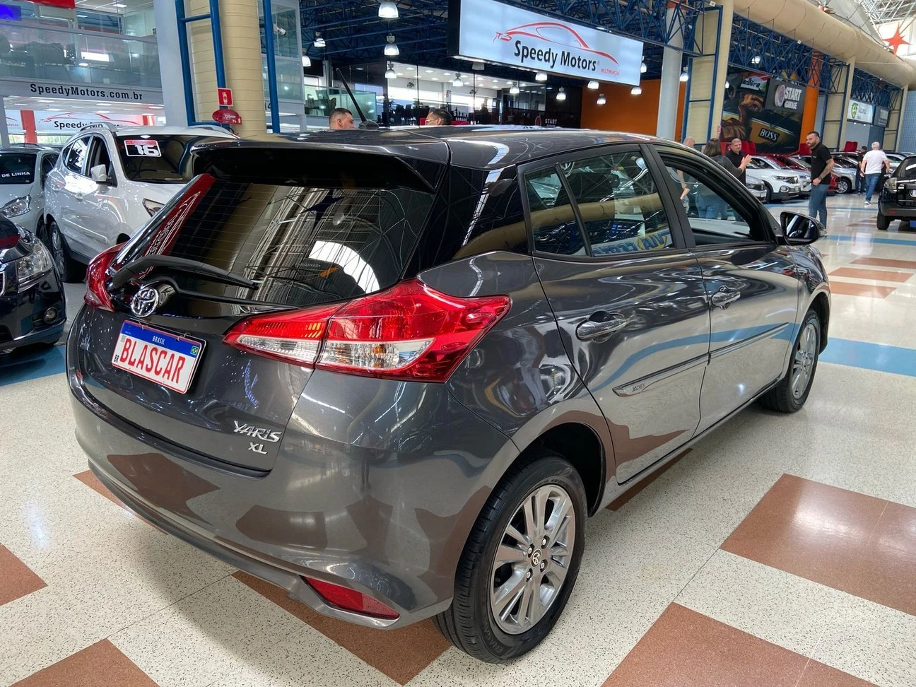 TOYOTA YARIS
