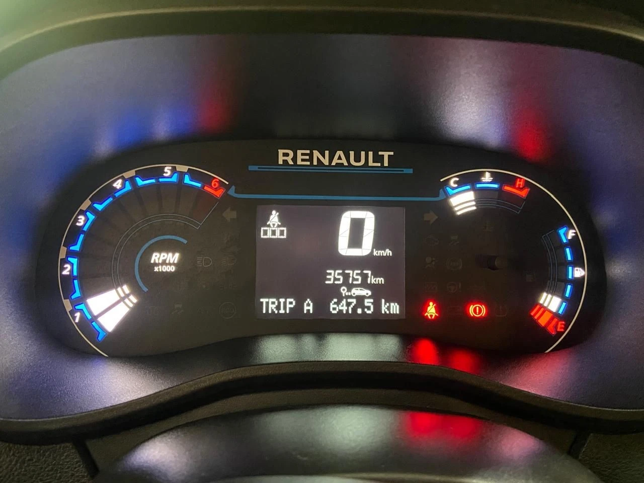 RENAULT KWID