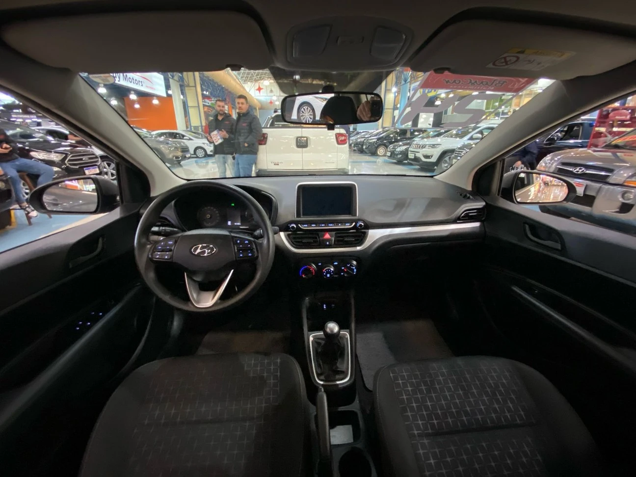 HYUNDAI HB20