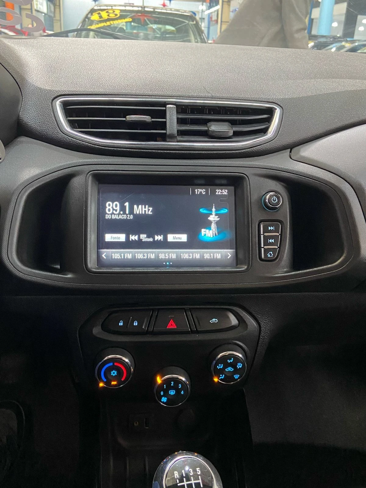 CHEVROLET ONIX