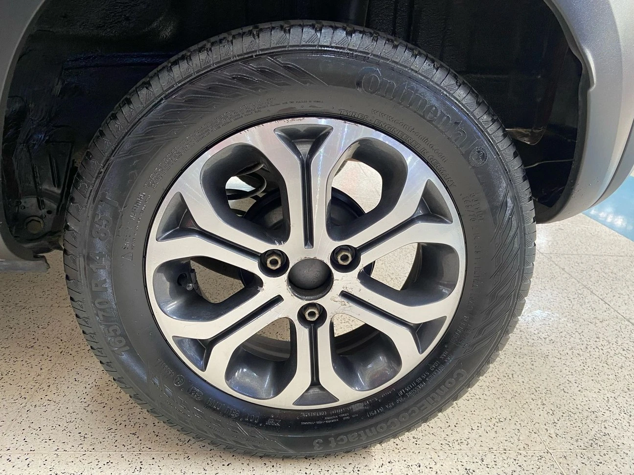 RENAULT KWID