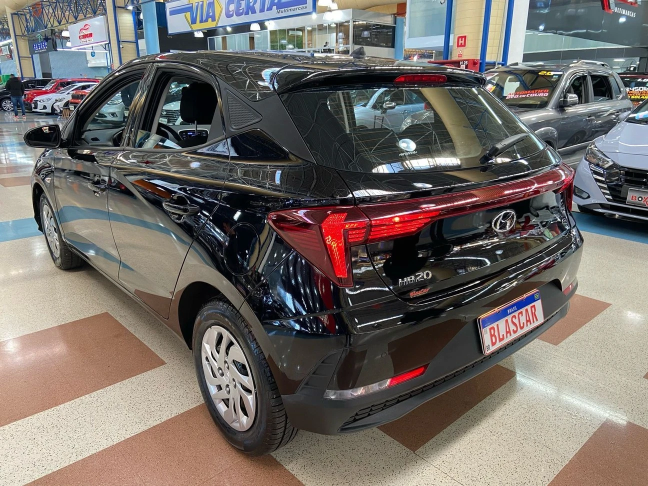HYUNDAI HB20