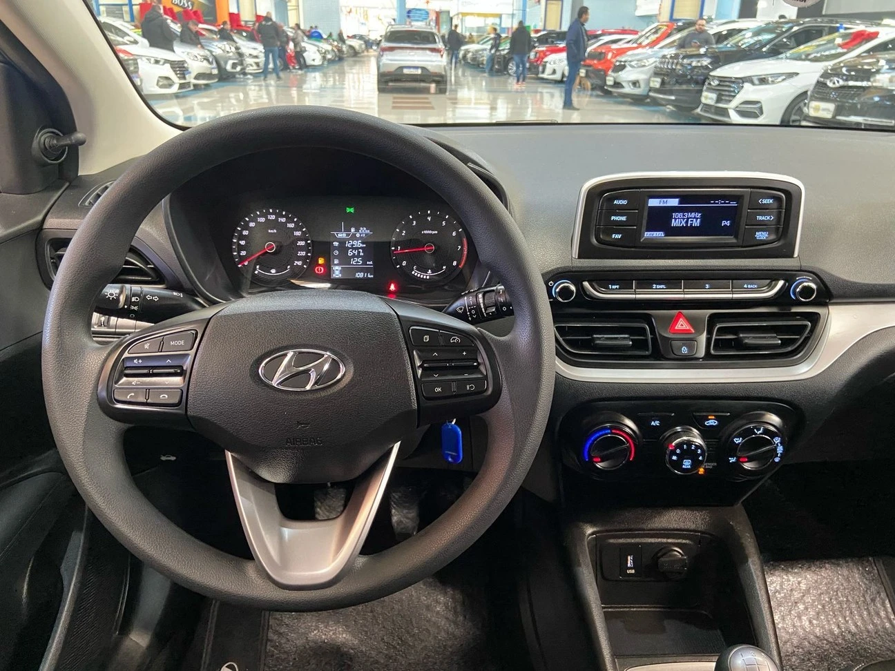 HYUNDAI HB20