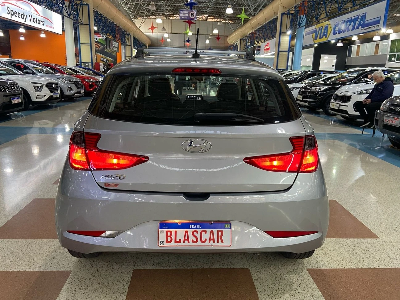 HYUNDAI HB20