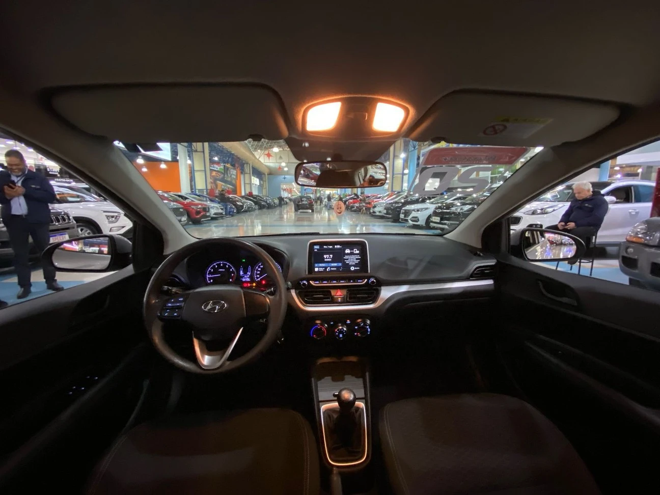 HYUNDAI HB20