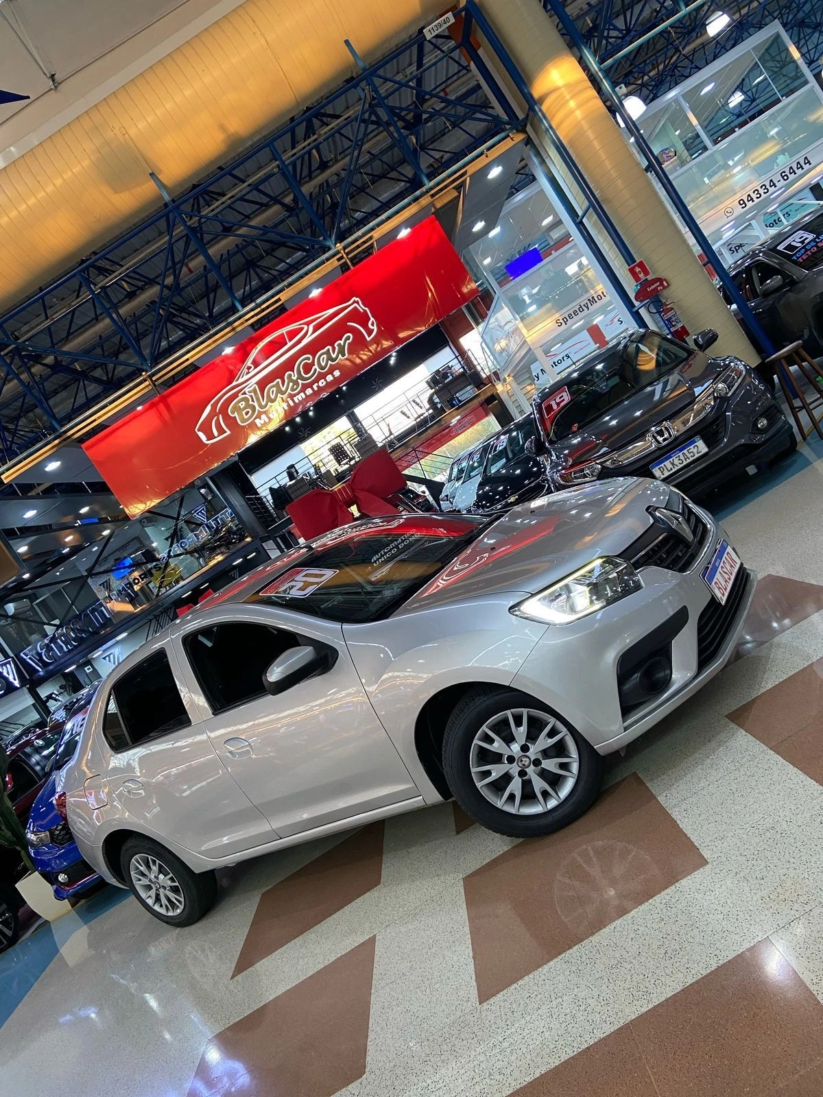 RENAULT LOGAN