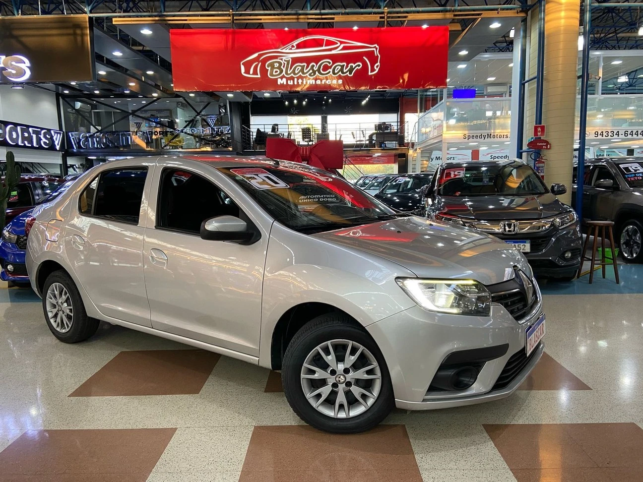 RENAULT LOGAN