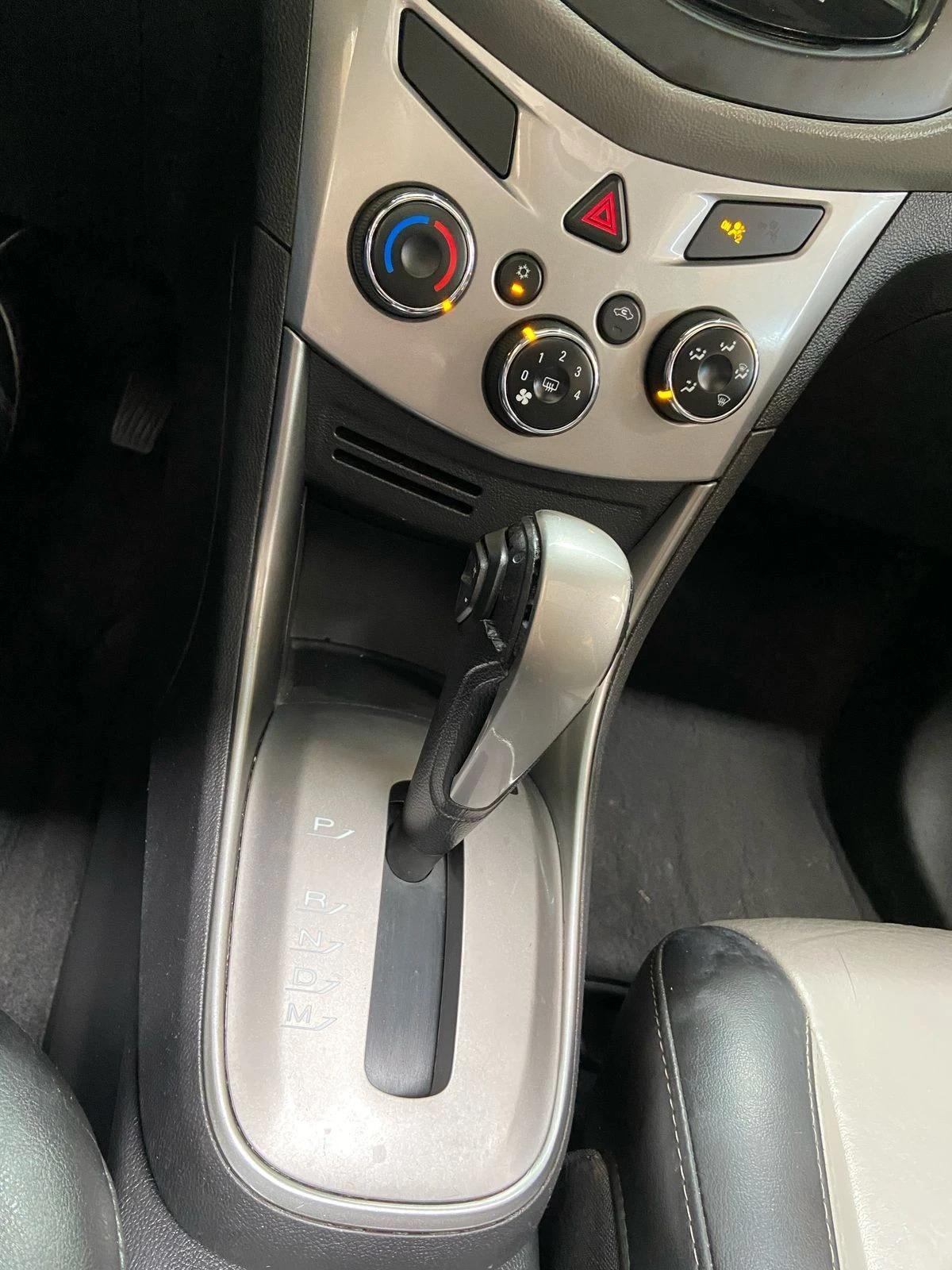 CHEVROLET TRACKER