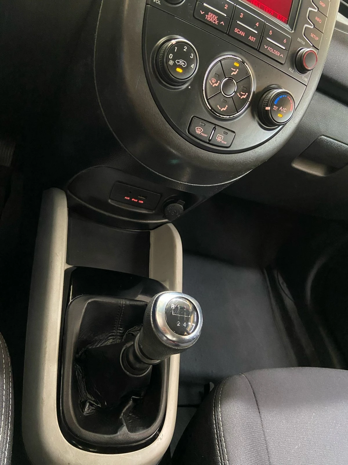 KIA SOUL